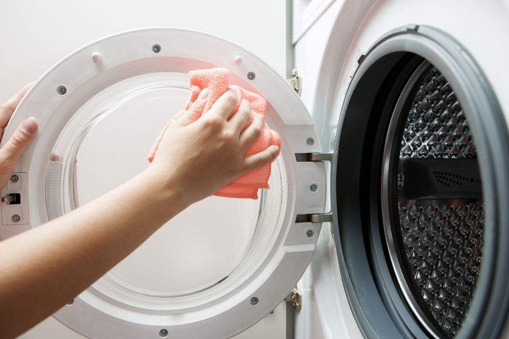 Áp dụng đúng 4 mẹo này đảm bảo máy giặt của bạn lúc nào cũng như mới - Ảnh 5.
