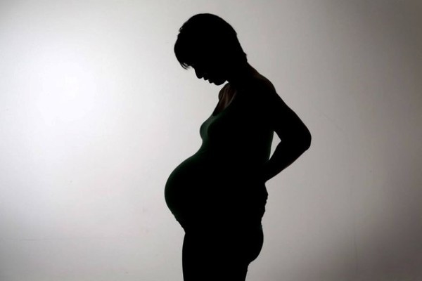 Vì sao phụ nữ Trung Quốc ngại xin nghỉ phép khi bị sảy thai? - Ảnh 1.
