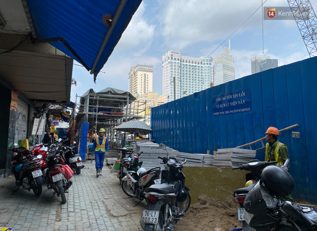 Một phần rào chắn Metro tại đất vàng trung tâm Sài Gòn được tháo dỡ, quán xá rục rịch khai trương trở lại - Ảnh 18.