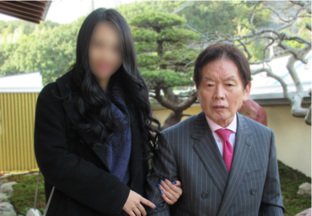 Vụ án chấn động Nhật Bản: Đại gia 77 tuổi bị sát hại sau 3 tháng kết hôn, 3 năm sau vợ minh tinh kém 55 tuổi mới bị bắt - Ảnh 4.