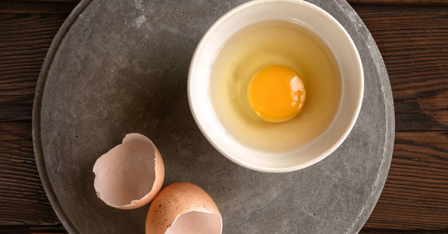 90% bà nội trợ chưa từng thử nấu trứng theo cách này, 5 phút xong ngay món đơn giản mà ai cũng xuýt xoa vì thơm ngon - Ảnh 6.