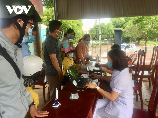 4 người ở Đắk Nông tiếp xúc với BN 3141 cho kết quả âm tính lần 1 SARS-CoV-2 - Ảnh 1.