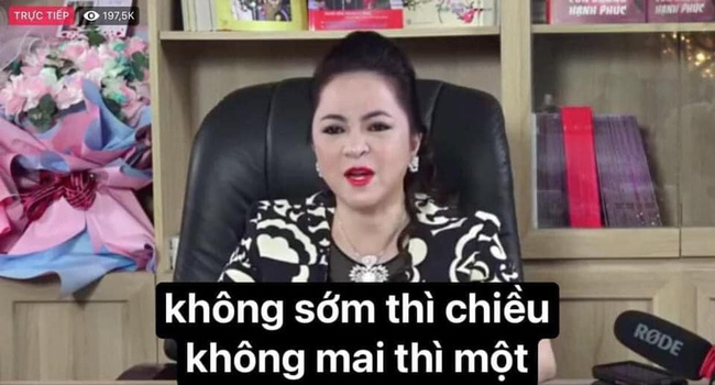 CẬP NHẬT: Liên hoàn hơn 20 phát ngôn để đời, khiến dư luận đêm nay liên tục bàn tán của bà Phương Hằng trên sóng livestream  - Ảnh 3.