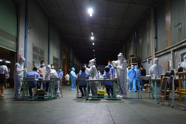 ẢNH: Thần tốc lấy 700 mẫu xét nghiệm tại công ty bếp gas do liên quan đến ca nhiễm tại Hội thánh truyền giáo Phục Hưng - Ảnh 3.