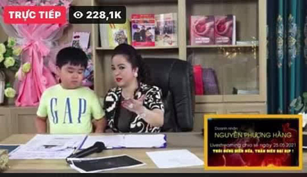 Vừa đặt lịch livestream tối 29/5, fanpage chính thức của bà Phương Hằng bỗng dưng bốc hơi giữa đêm - Ảnh 3.