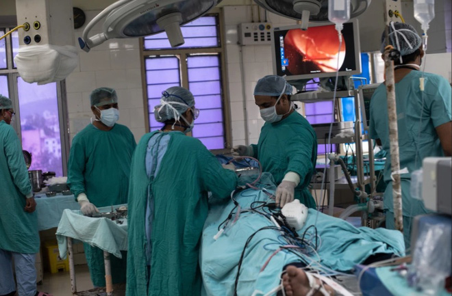 Dịch bệnh chết chóc mới khiến Ấn Độ gục ngã: 60% bệnh nhân phải cắt bỏ một phần khuôn mặt - Ảnh 4.