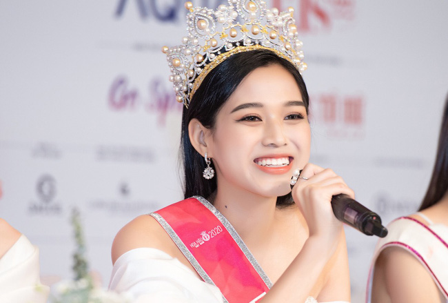 Soi điểm thi đại học của các Hoa hậu Việt Nam các năm: Người dính nhiều tai tiếng nhất lại có thành tích vượt xa 