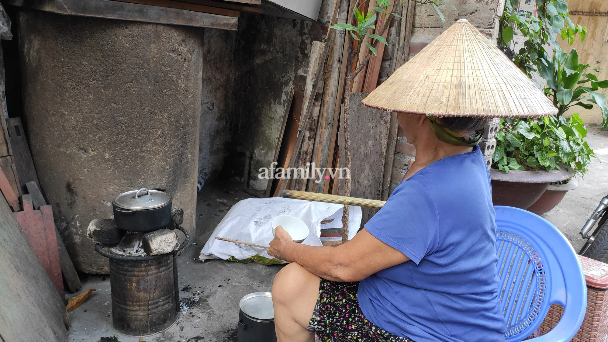 Nghi án phát hiện sau 8 tháng ở Hải Dương: Hàng xóm bàng hoàng cho đến khi cặp vợ chồng được đưa đến hiện trường - Ảnh 4.