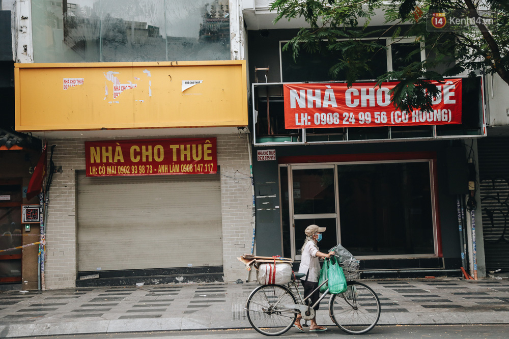 Hàng loạt mặt bằng nhà phố trung tâm Sài Gòn chi chít bảng cho thuê nhưng chẳng ai ngó ngàng - Ảnh 11.