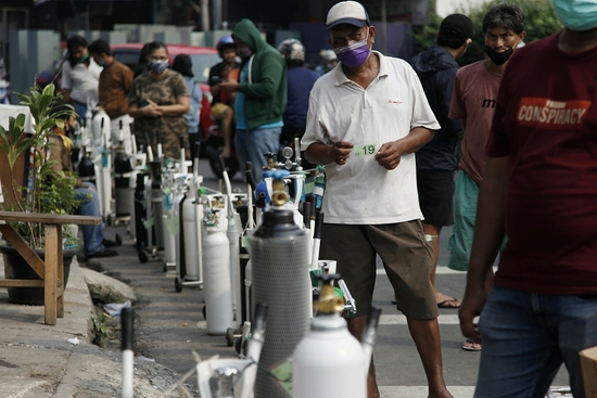 Tái hiện thảm họa Ấn Độ vì làn sóng Covid-19 có tính hủy diệt: Indonesia kêu gọi hỗ trợ khẩn cấp - Ảnh 7.