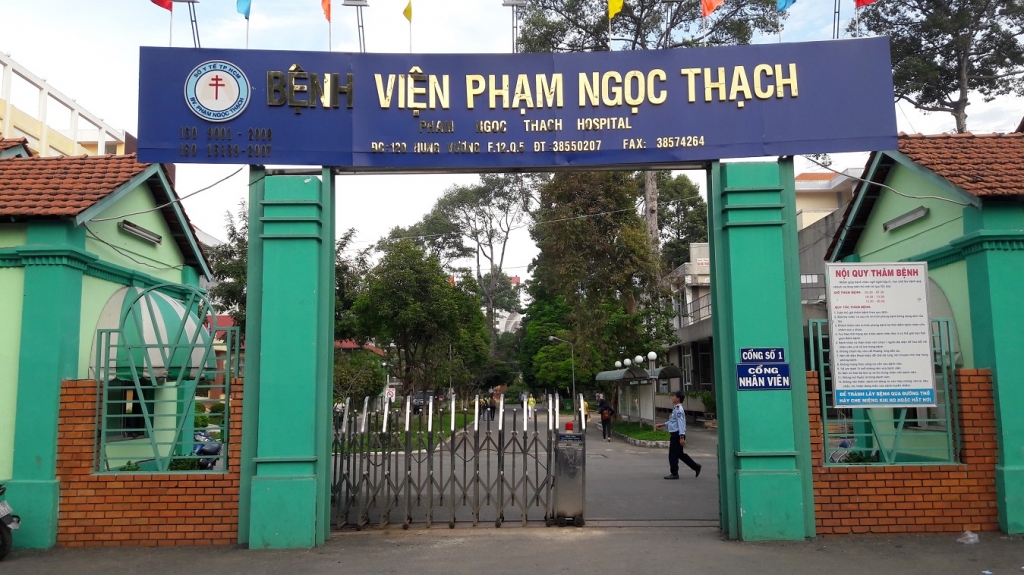 TP.HCM yêu cầu các bệnh viện sẵn sàng tách đôi để điều trị bệnh nhân COVID-19 - Ảnh 2.