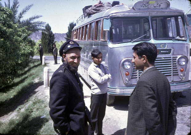 Chùm ảnh Afghanistan thập niên 60, trước thời kì Taliban: Hiền hòa, yên bình và đẹp như một giấc mơ - Ảnh 38.