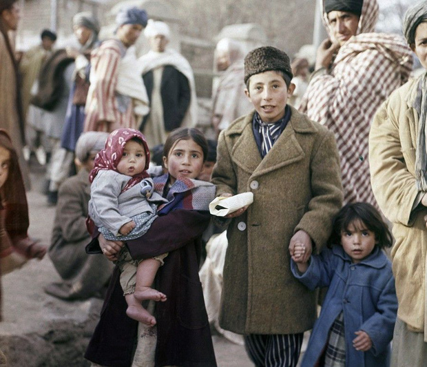 Chùm ảnh Afghanistan thập niên 60, trước thời kì Taliban: Hiền hòa, yên bình và đẹp như một giấc mơ - Ảnh 22.