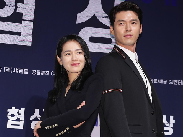 8 cặp đôi phim giả tình thật nức tiếng phim Hàn: Ngất lịm với chuyện tình cổ tích của Son Ye Jin - Hyun Bin - Ảnh 4.