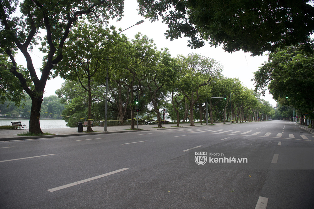 Ngày Quốc khánh đặc biệt: Cả Hà Nội, Sài Gòn và Đà Nẵng đều lặng yên, đồng lòng chiến thắng đại dịch - Ảnh 8.