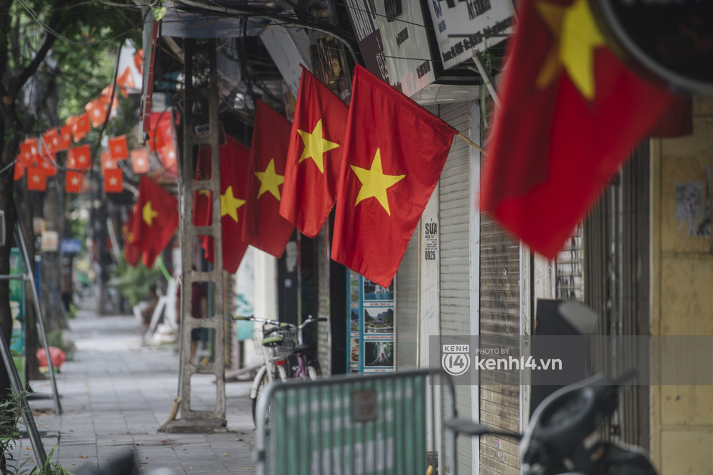 Ngày Quốc khánh đặc biệt: Cả Hà Nội, Sài Gòn và Đà Nẵng đều lặng yên, đồng lòng chiến thắng đại dịch - Ảnh 2.