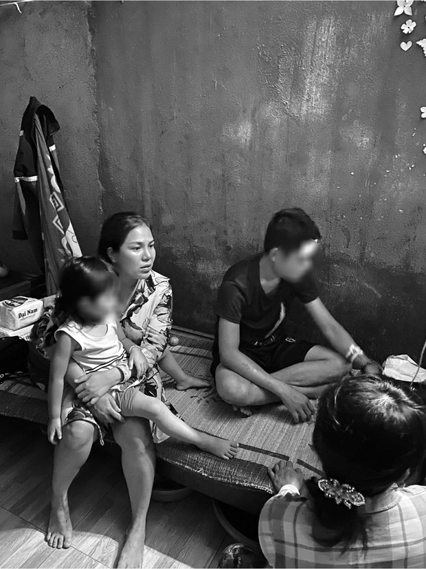 Người nhà nạn nhân tố trưởng nhóm Mai táng 0 đồng Giang Kim Cúc ăn chặn tiền từ thiện: Bị sốc trước những lời chửi rủa đến mức muốn tự tử - Ảnh 1.