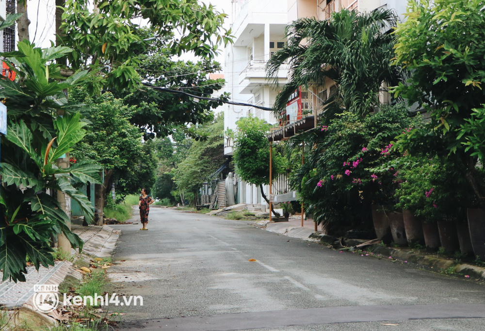 Người dân vùng xanh ở TP.HCM bắt đầu ra công viên tại chung cư, khu nhà ở tập thể dục - Ảnh 4.