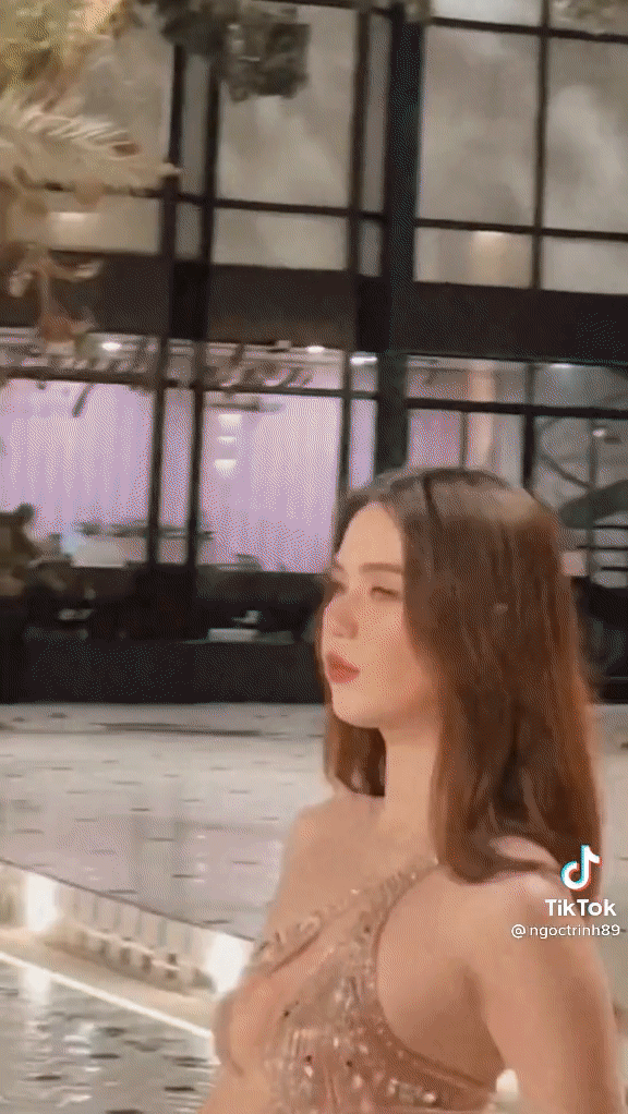 Ngọc Trinh diện bộ bikini xuyên thấu gợi cảm, netizen tập trung mọi ánh nhìn đổ dồn vào đôi gò bồng đảo cùng vòng ba bốc lửa - Ảnh 3.