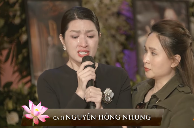 Tang lễ ca sĩ Phi Nhung tại Mỹ: Con gái Phi Nhung đại diện gia đình đón tiếp mọi người tới viếng cố ca sĩ, sao Việt khóc nghẹn ngào - Ảnh 2.