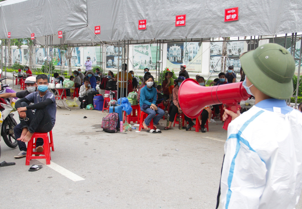 Kiểm tra phản ánh người dân đi xe khách từ miền Nam về Nghệ An bị chém giá 2,5 triệu đồng - Ảnh 1.