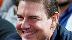 Không thể tin nổi đây là tài tử Tom Cruise: Mặt căng phồng như bơm hơi sắp nổ, biến dạng vì “dao kéo” quá đà?