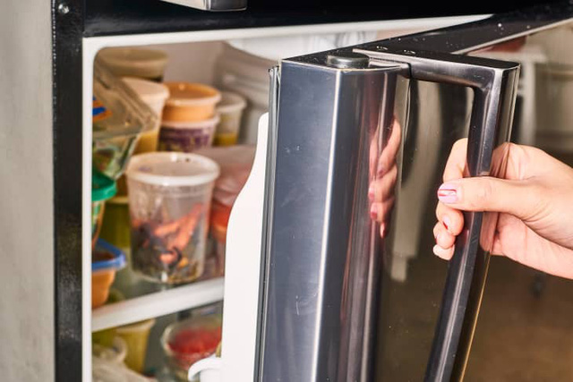 8 sai lầm biến tủ lạnh thành nơi ngốn tiền nhất trong căn bếp - Ảnh 6.