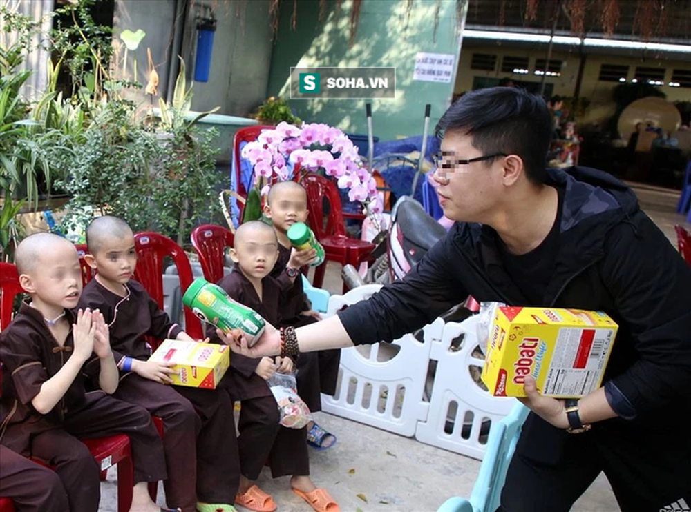 Tịnh thất Bồng Lai tiết lộ số tiền kiếm được hàng tháng, không cần mạnh thường quân - Ảnh 3.