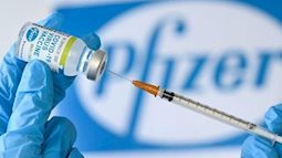 Bắc Giang: 2 học sinh sốc phản vệ nặng sau tiêm vắc xin Covid-19