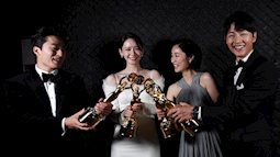 Lễ trao giải Rồng Xanh: Trai đẹp Song Joong Ki và YoonA chiến thắng giải Nghệ sĩ được yêu thích nhất