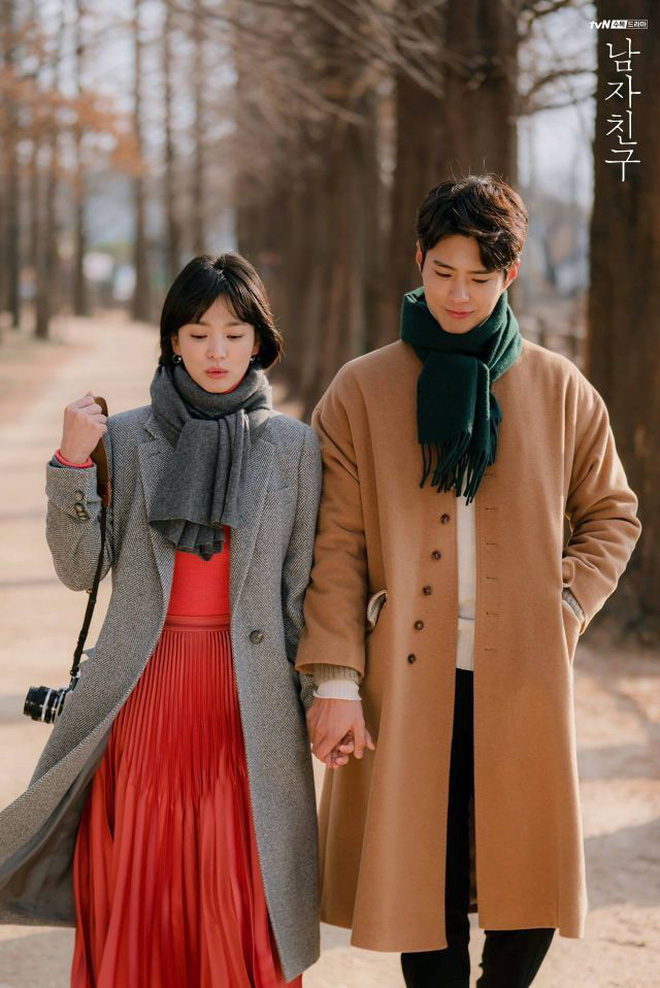 Song Hye Kyo dính lời nguyền: Bị đồn yêu 9 bạn diễn siêu sao với cái kết chung, đỉnh điểm nghi vấn cắm sừng Song Joong Ki - Ảnh 21.