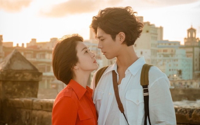 Song Hye Kyo dính lời nguyền: Bị đồn yêu 9 bạn diễn siêu sao với cái kết chung, đỉnh điểm nghi vấn cắm sừng Song Joong Ki - Ảnh 24.