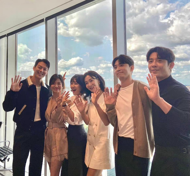 Song Hye Kyo dính lời nguyền: Bị đồn yêu 9 bạn diễn siêu sao với cái kết chung, đỉnh điểm nghi vấn cắm sừng Song Joong Ki - Ảnh 25.