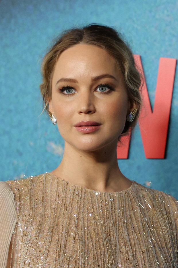 Cặp sao siêu hot náo loạn thảm đỏ: Jennifer Lawrence (X-Men) lần đầu khoe bụng bầu, đẹp đến mức át cả nam thần Titanic một thời - Ảnh 7.