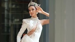 Thùy Tiên Miss Grand 2021: Diện đồ cắt xẻ lộ khoảnh khắc hở bạo đến thót tim
