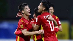 Tuyển Việt Nam thị uy sức mạnh tại AFF Cup, đè bẹp đối thủ Malaysia tới 3 bàn không gỡ