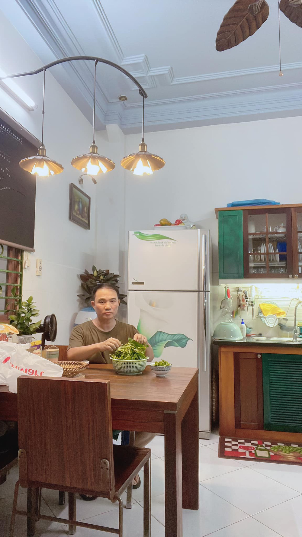 Cuộc sống cô độc của ca sĩ Quang Linh ở tuổi U60 trong ngôi nhà khang trang, tiện nghi - Ảnh 4.