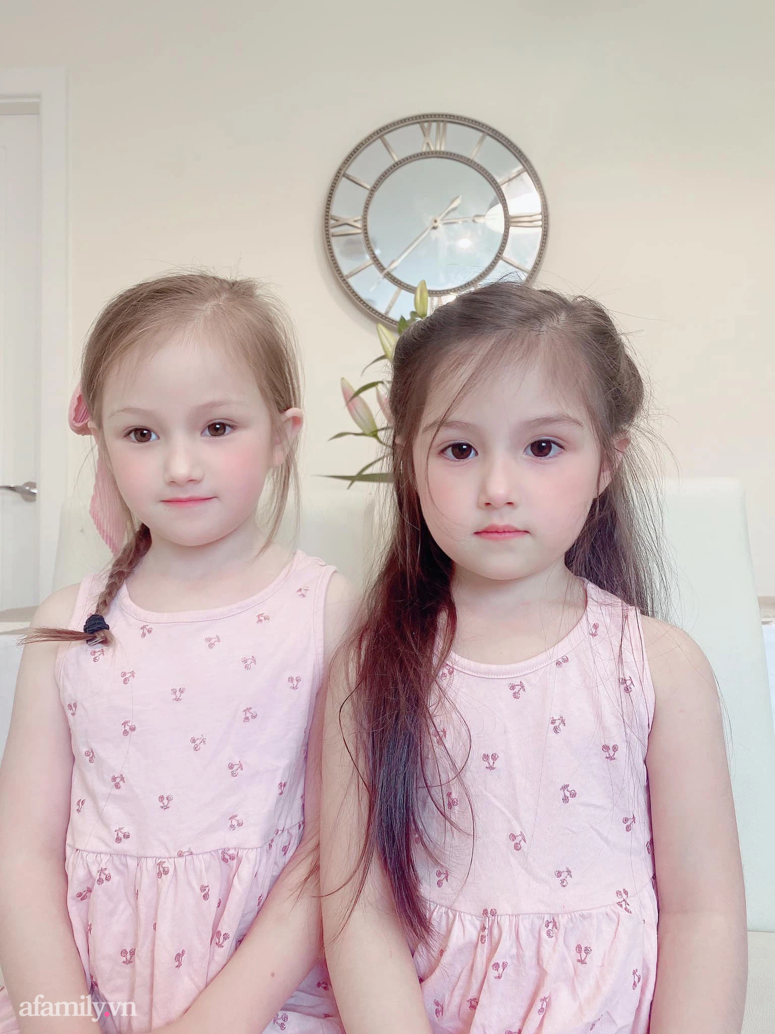 Cặp chị em gái lai Việt - Anh xinh như thiên thần khiến ai nấy thốt lên 