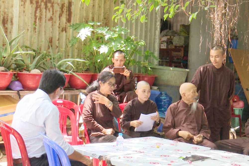 Ông Lê Tùng Vân từng làm giám đốc ở TP. HCM trước khi chuyển đến Tịnh thất Bồng Lai - Ảnh 1.