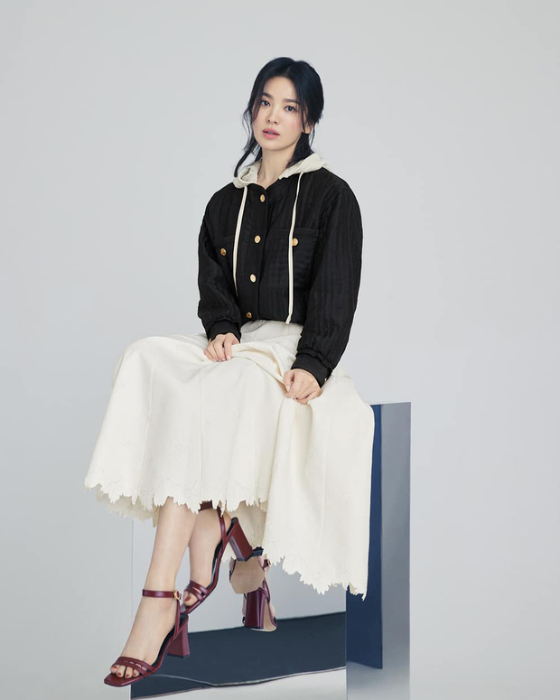 Ngất lịm diện mạo mới của Song Hye Kyo: Xén tóc tôn visual hack tuổi, nhìn combo body nuột và visual này ai nghĩ đã 40? - Ảnh 14.
