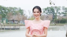 Á hậu Thụy Vân khoe sắc giữa tiết trời lạnh của Hà Nội