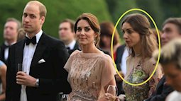 "Tình địch" của Công nương Kate: Kém Kate 2 tuổi nhưng so thế nào cũng thấy già hơn, một lần ăn diện khiến chính thất phải "nóng mắt"