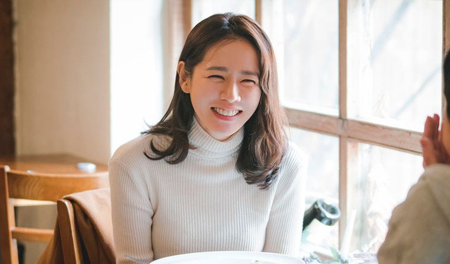 son-ye-jin-3.jpeg son-ye-jin-3.jpeg