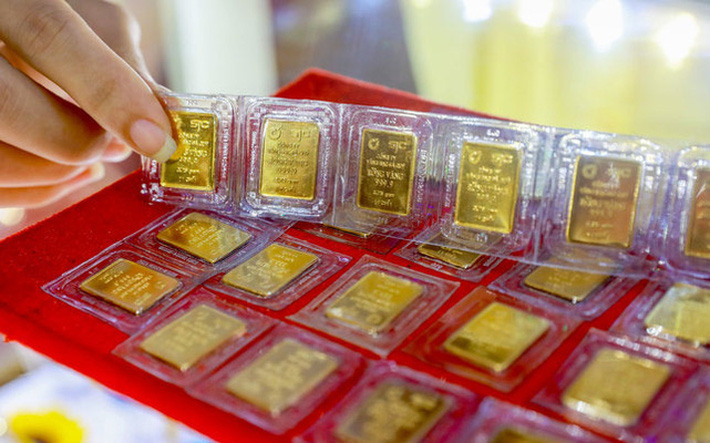 Giá vàng trong nước tăng dựng đứng, lập đỉnh lịch sử gần 65 triệu đồng/lượng - Ảnh 1.