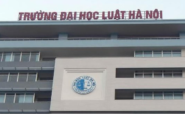 Đại học Luật Hà Nội lên tiếng vụ cô gái tố bị trưởng khoa Đại học, Chủ tịch Bệnh viện hiếp dâm và đánh đập - Ảnh 1.