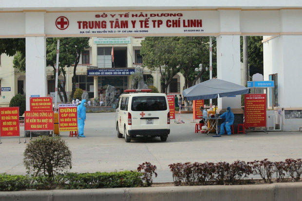 Nghi vấn mẹ giết con 2 tuổi rồi tự tử trong khu điều trị Covid-19 ở Hải Dương - Ảnh 1.