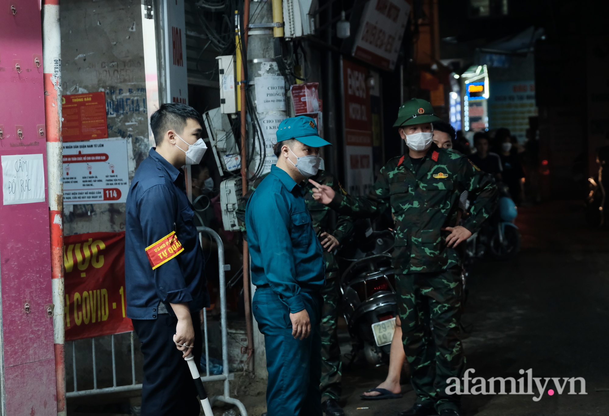 Cháy nhà trọ cho thuê trong làng Phú Đô, chưa rõ thương vong về người - Ảnh 5.