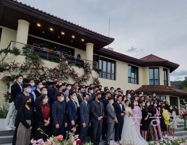 Hyun Bin và Son Ye Jin tổ chức cưới lần 2: Buổi lễ đặc biệt hơn hẳn, siêu hôn lễ hoành tráng mời 200 sao hạng A chưa phải tất cả - Ảnh 4.