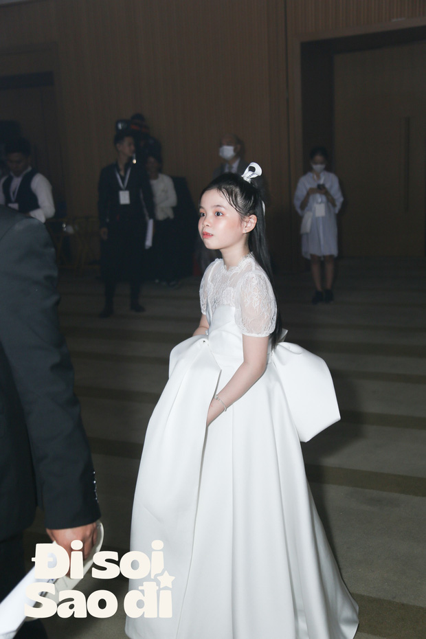 Đám cưới Phương Trinh Jolie và Lý Bình: Một khoảnh khắc xúc động khiến Trương Quỳnh Anh và dàn khách mời rơi nước mắt - Ảnh 7.