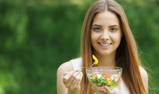 Phụ nữ sắp mãn kinh thường có 5 biểu hiện này, quan sát cẩn thận sẽ phát hiện ra, qua tuổi 30 nên ăn 3 thực phẩm để điều chỉnh estrogen - Ảnh 6.